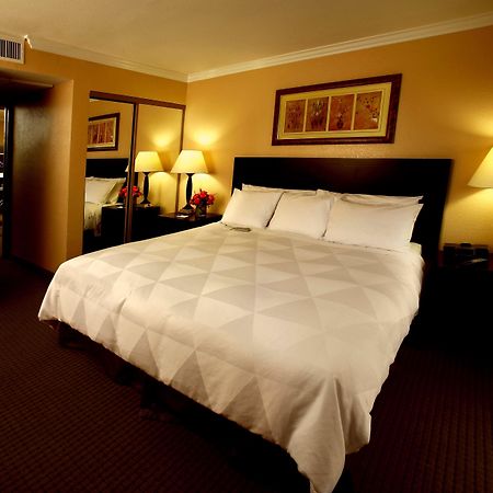 Buena Park Grand Hotel & Suites Rom bilde