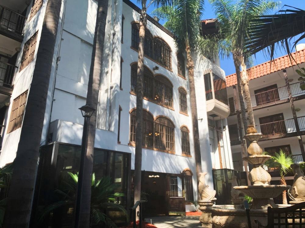 Buena Park Grand Hotel & Suites Eksteriør bilde