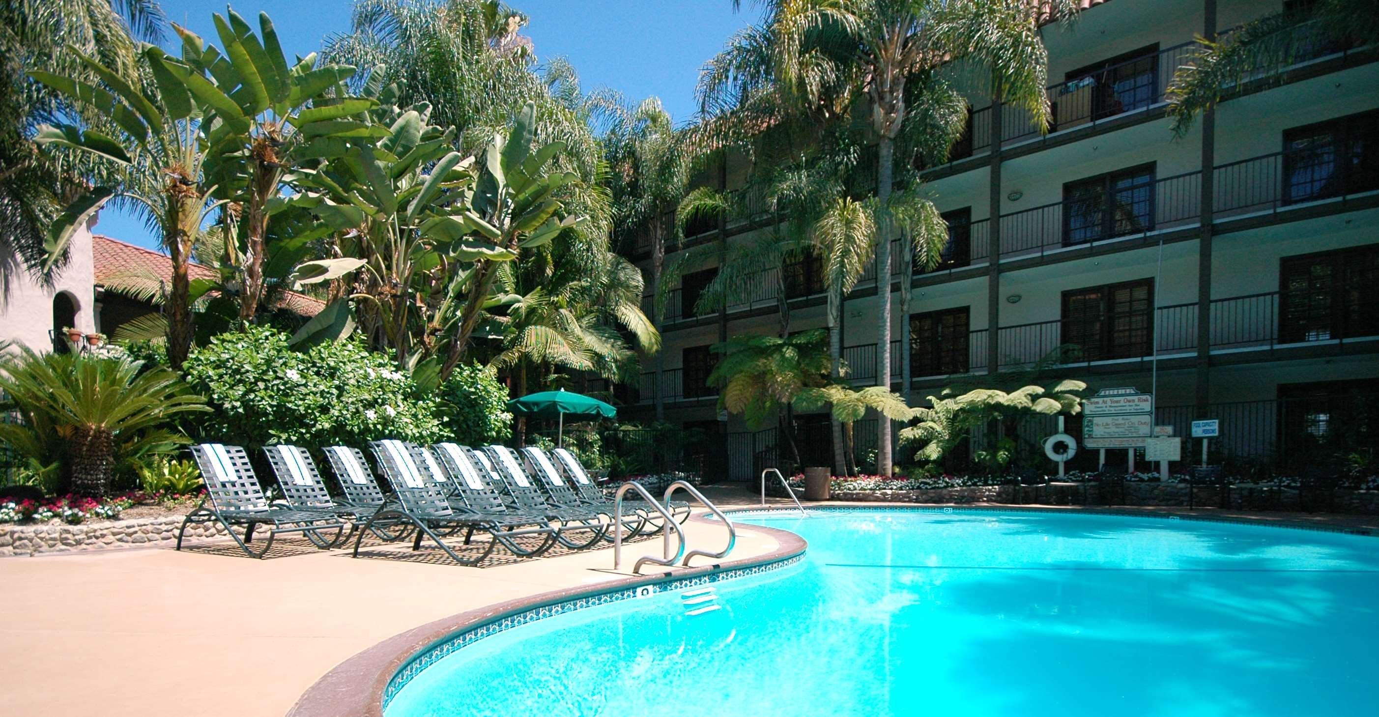 Buena Park Grand Hotel & Suites Eksteriør bilde