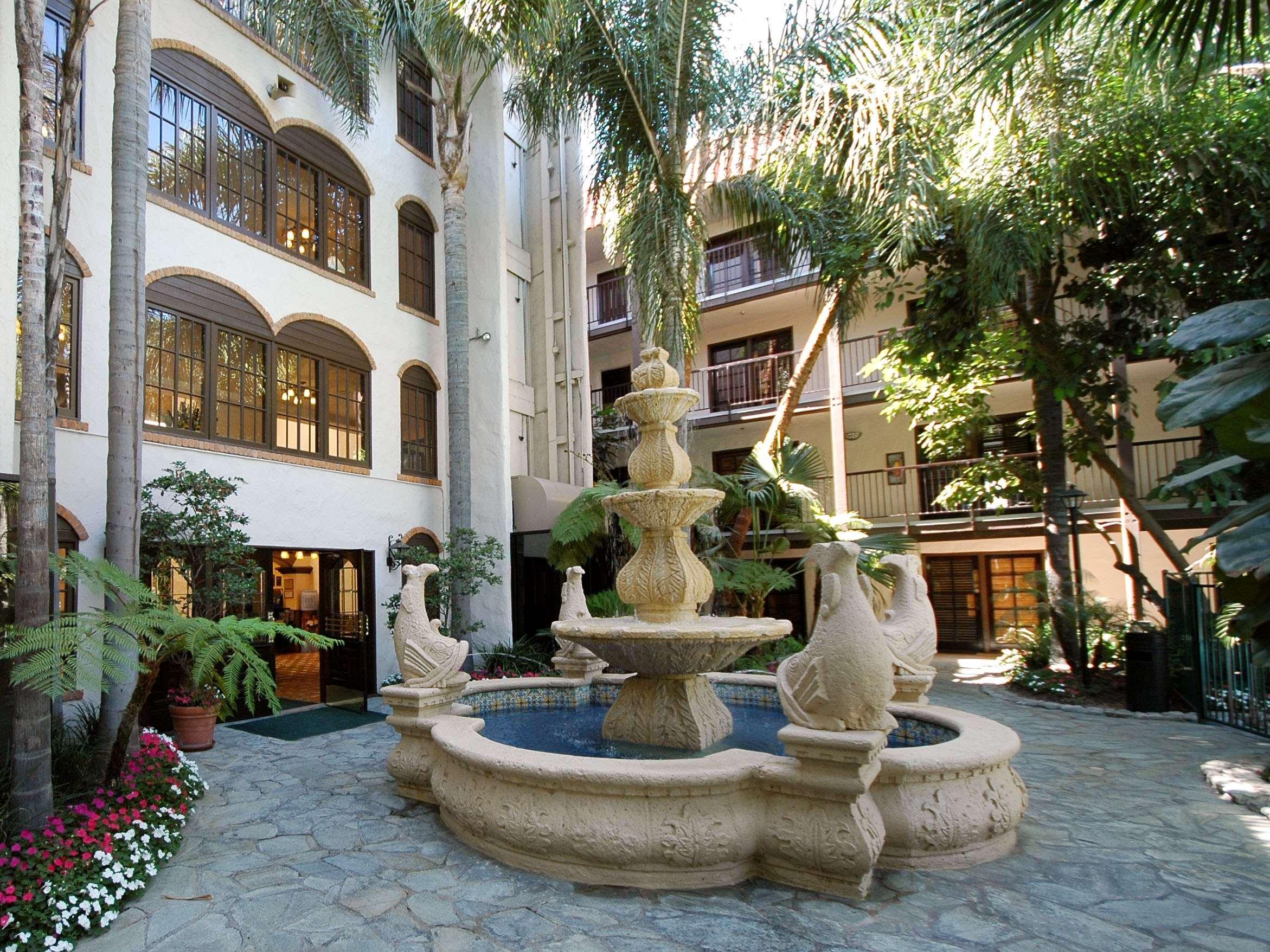 Buena Park Grand Hotel & Suites Eksteriør bilde