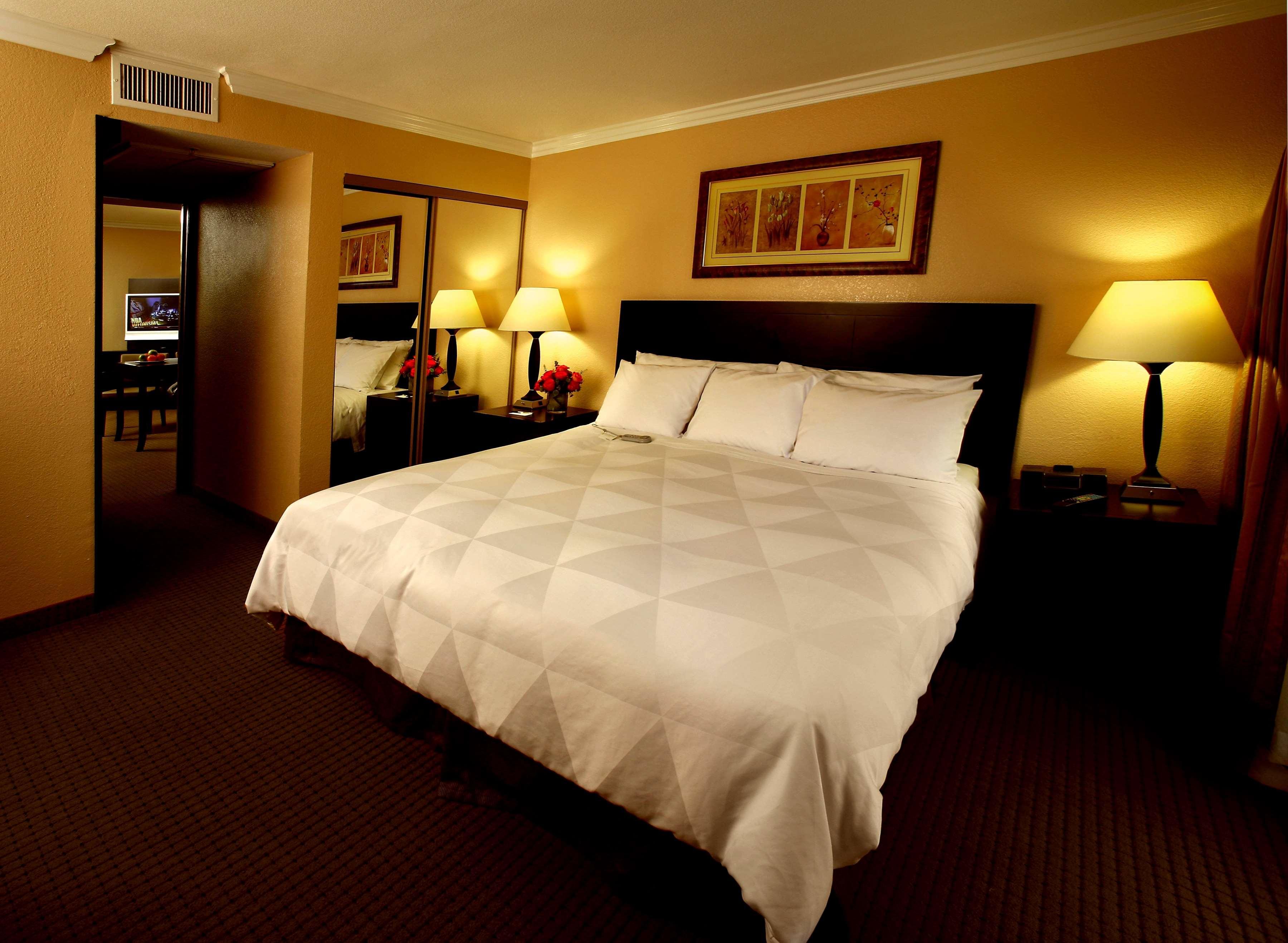 Buena Park Grand Hotel & Suites Rom bilde