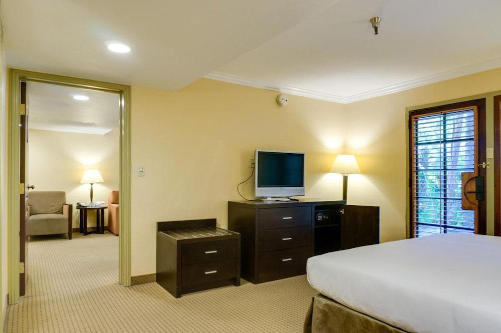 Buena Park Grand Hotel & Suites Eksteriør bilde