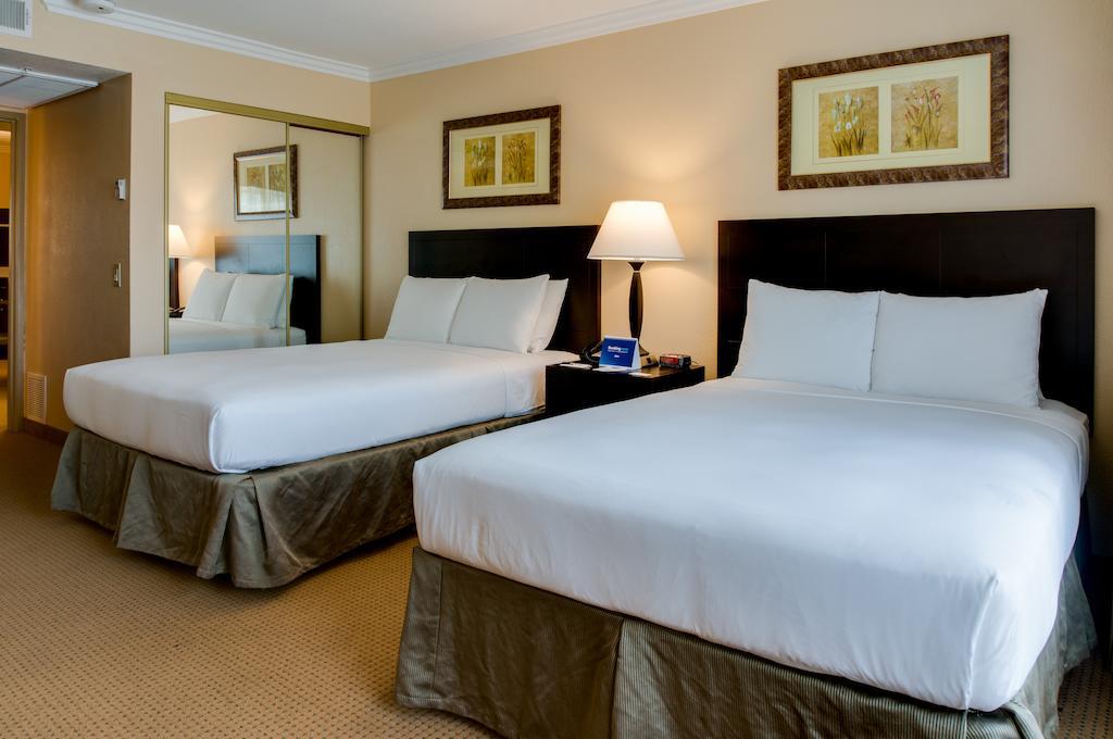 Buena Park Grand Hotel & Suites Eksteriør bilde